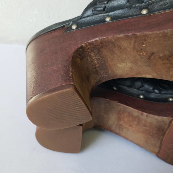 UGG Abbie Womens Black Leather Studded Wooded Clogs Size US 10 Sherpa Lined Mule - Picture 10 of 13